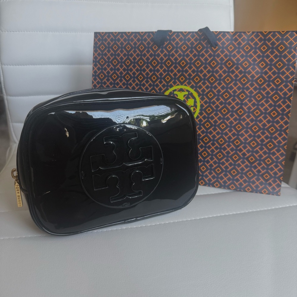 Tory Burch patent leather black cosmetic case